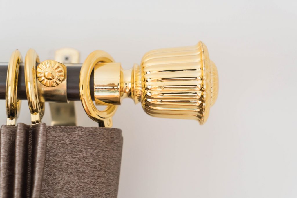 modne karnisze ścienne